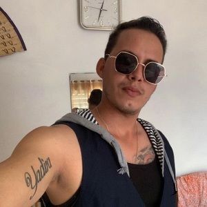 Meet your Posher, Alejandro